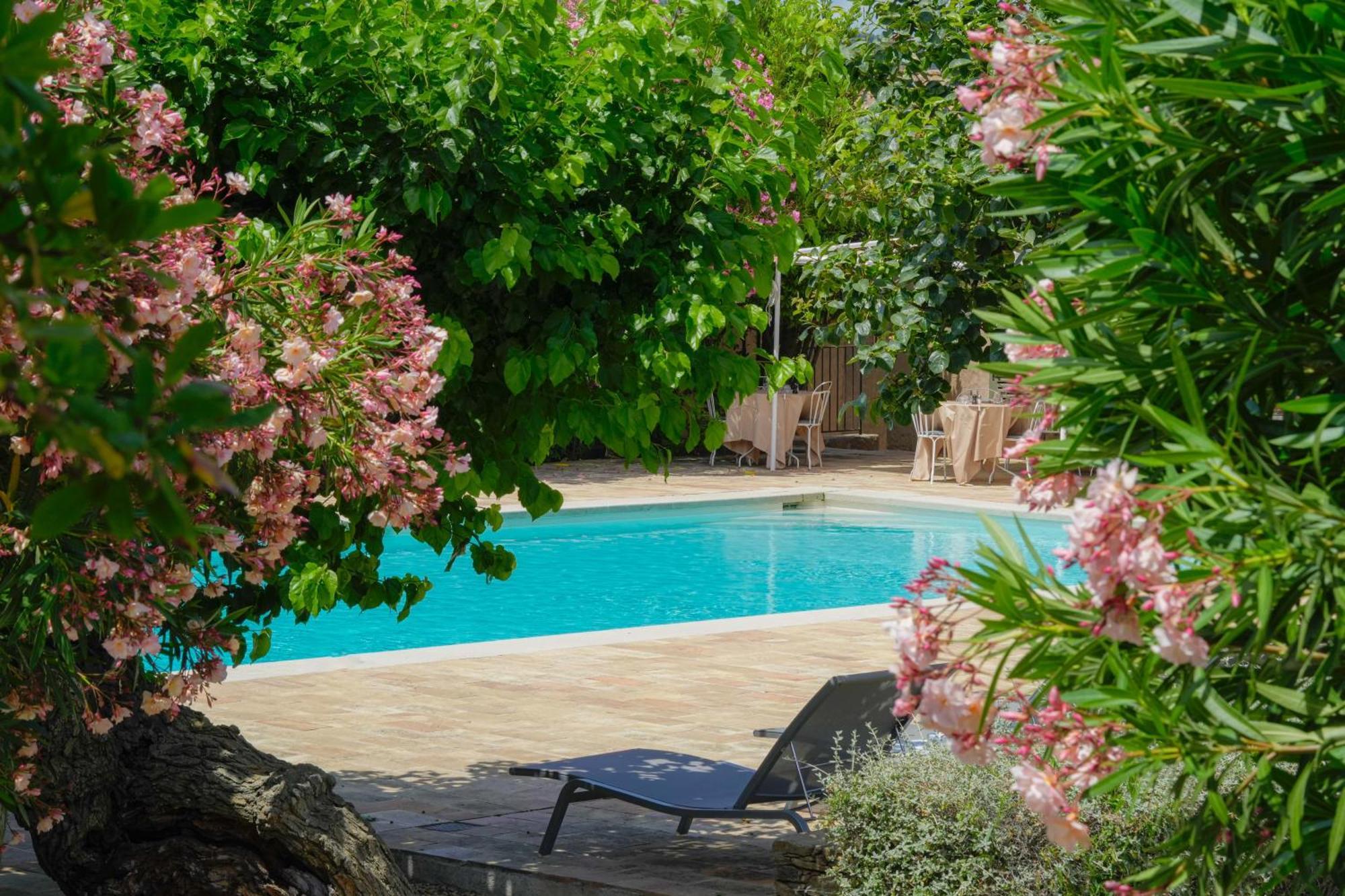 La Figuière 3*